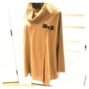 Cashmere cape sweater